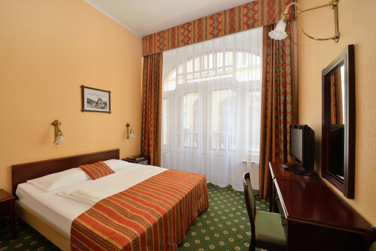 Palatinus Grand Hotel Πετς Εξωτερικό φωτογραφία
